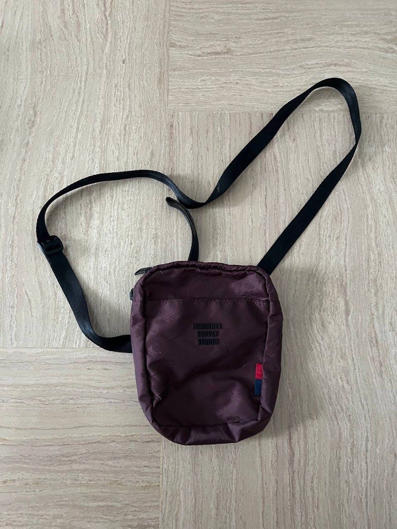 Assorted Bag (Category: Sling Bags) located in Singapore. Submitted by possiblebargain_ (Listing ID 1236470113, Image 7). Description: Assorted sling bag from $10! PM for price. Can nego .