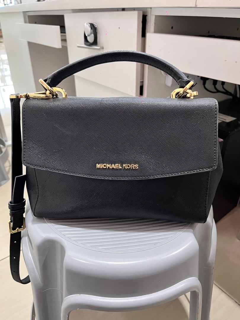 Michael kors ava medium top