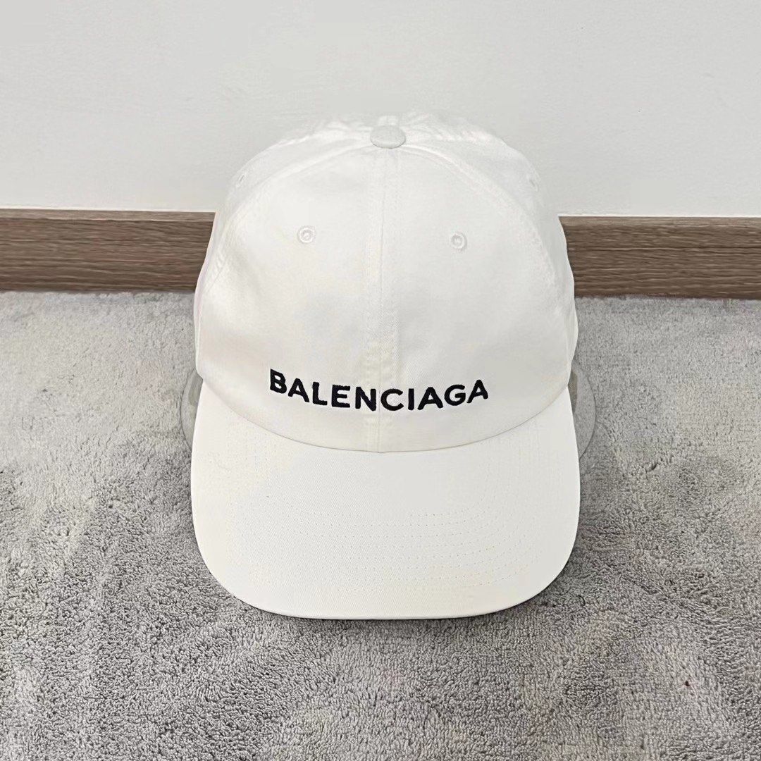 Balenciaga 巴黎世家帽子, 名牌精品, 精品配件在旋轉拍賣