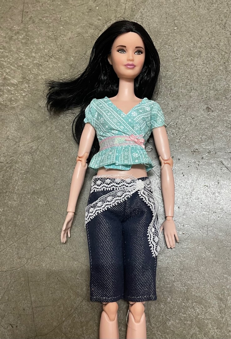 barbie fashion fever clothes set, Hobbies & Toys, Toys & Games on Carousell