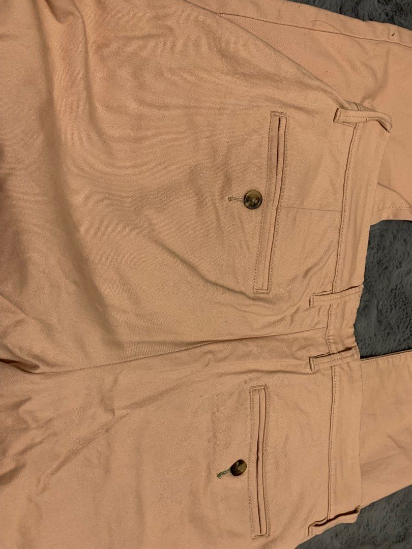 Dusty Pink Chinos (Category: Chinos) located in Quezon City. Submitted by Maize03 (Listing ID 1236531015, Image 3). Description: Can fit up to size 28-30.