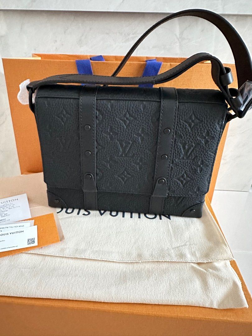 Shop Louis Vuitton Trunk messenger (M57726) by design◇base