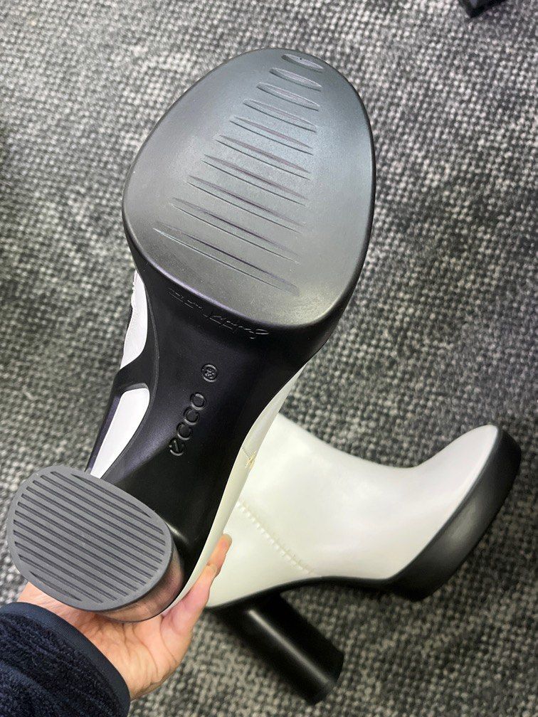Boots heels ecco Women s Fashion Footwear Boots on Carousell