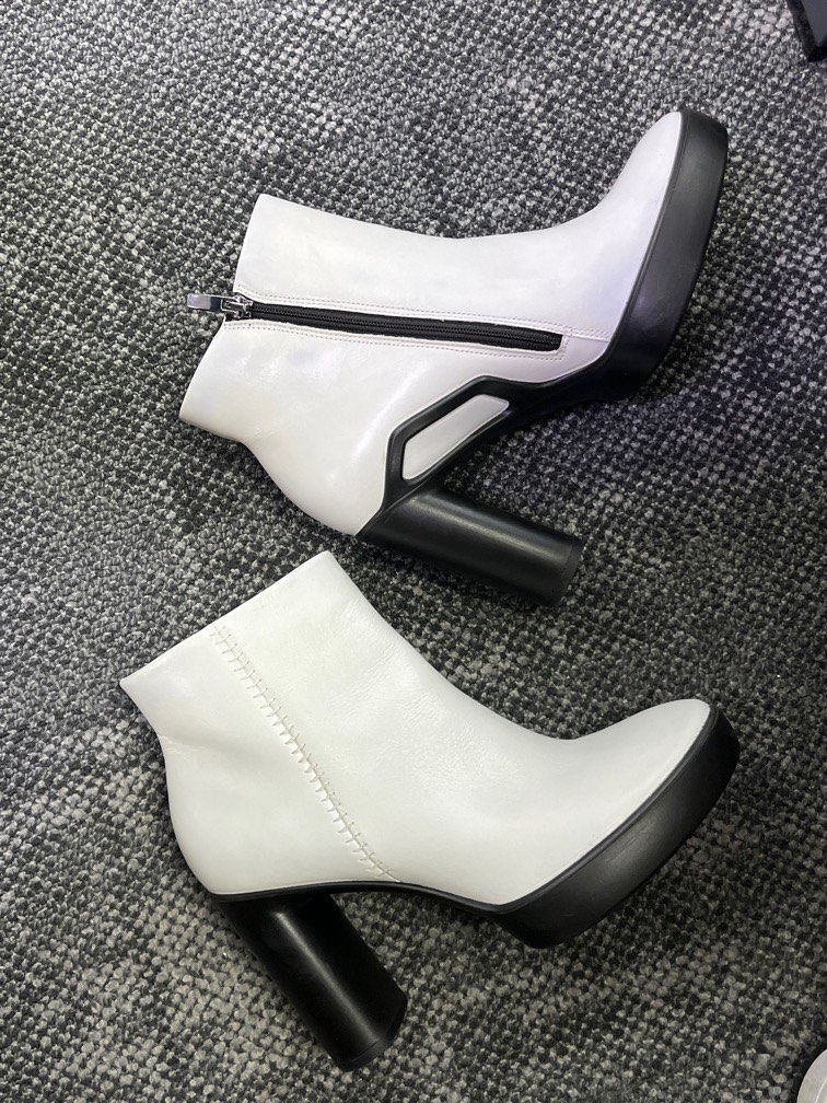 Ecco heeled on sale boots