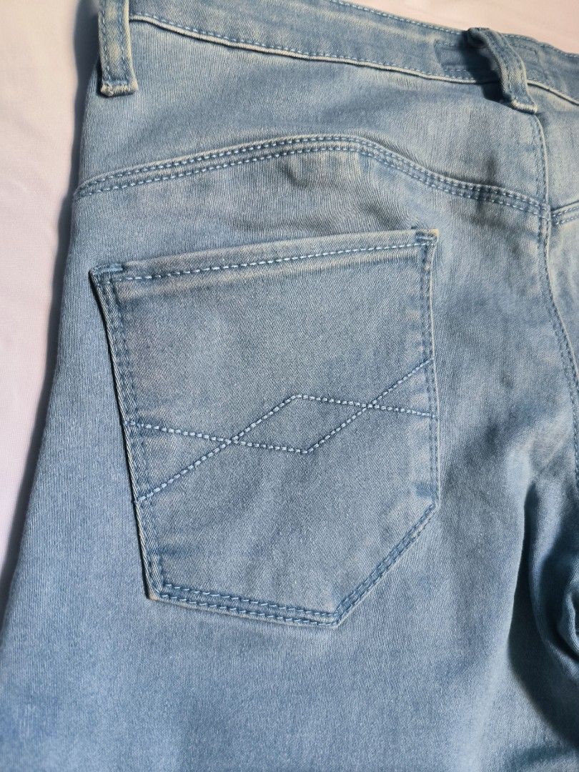 Celana jeans denim biru muda stretch on Carousell