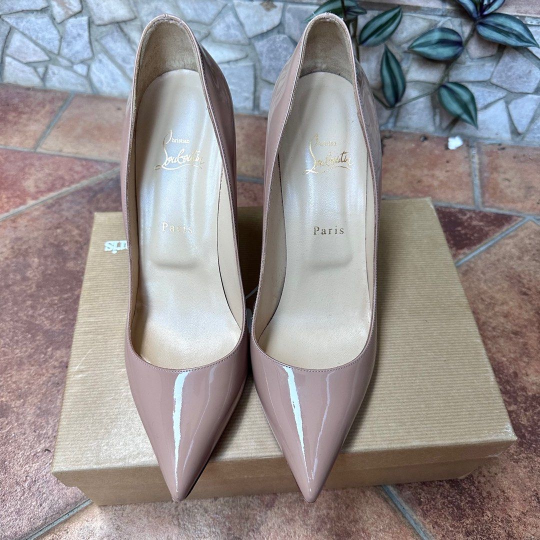 Christian louboutin nude best sale