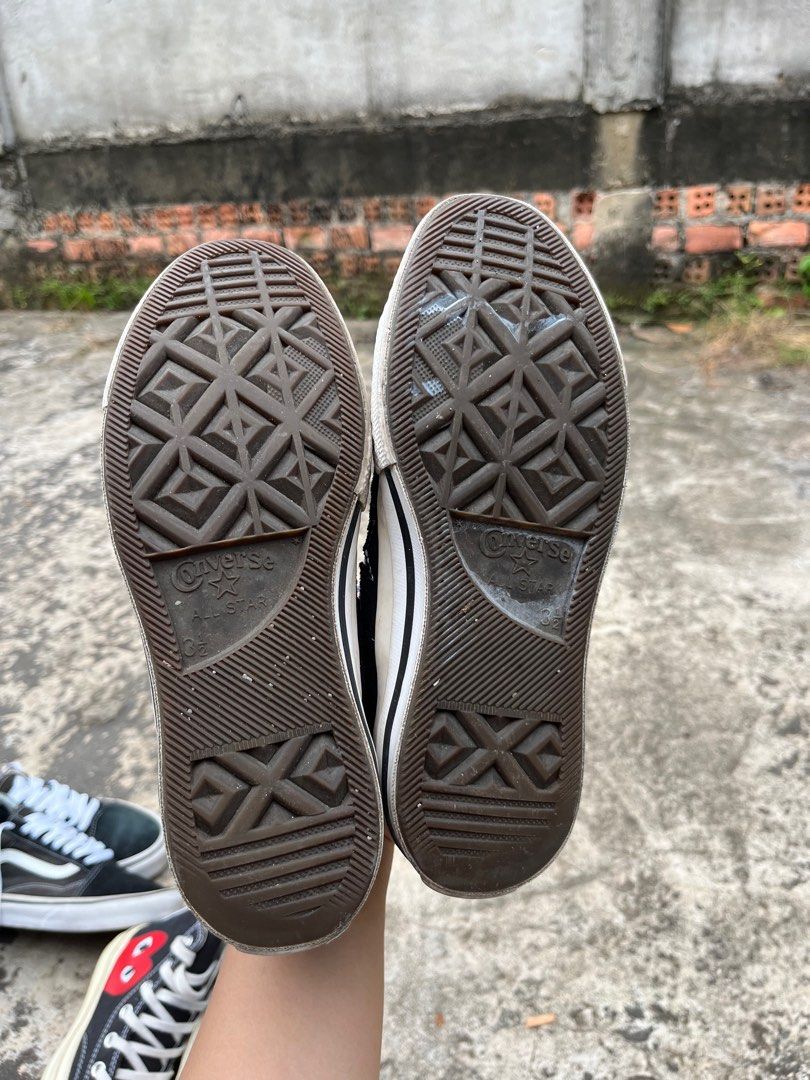 converse one star black and white