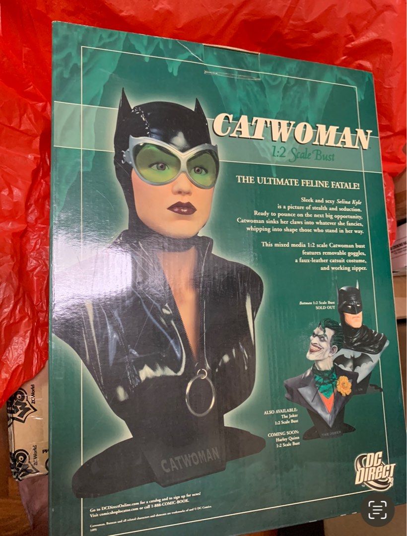 DC Direct Catwoman Comics 1/2 scale Bust statue, Hobbies & Toys, Toys
