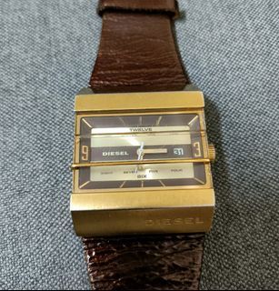 DIESEL 手錶 DZ-5124 二手

真皮錶帶
