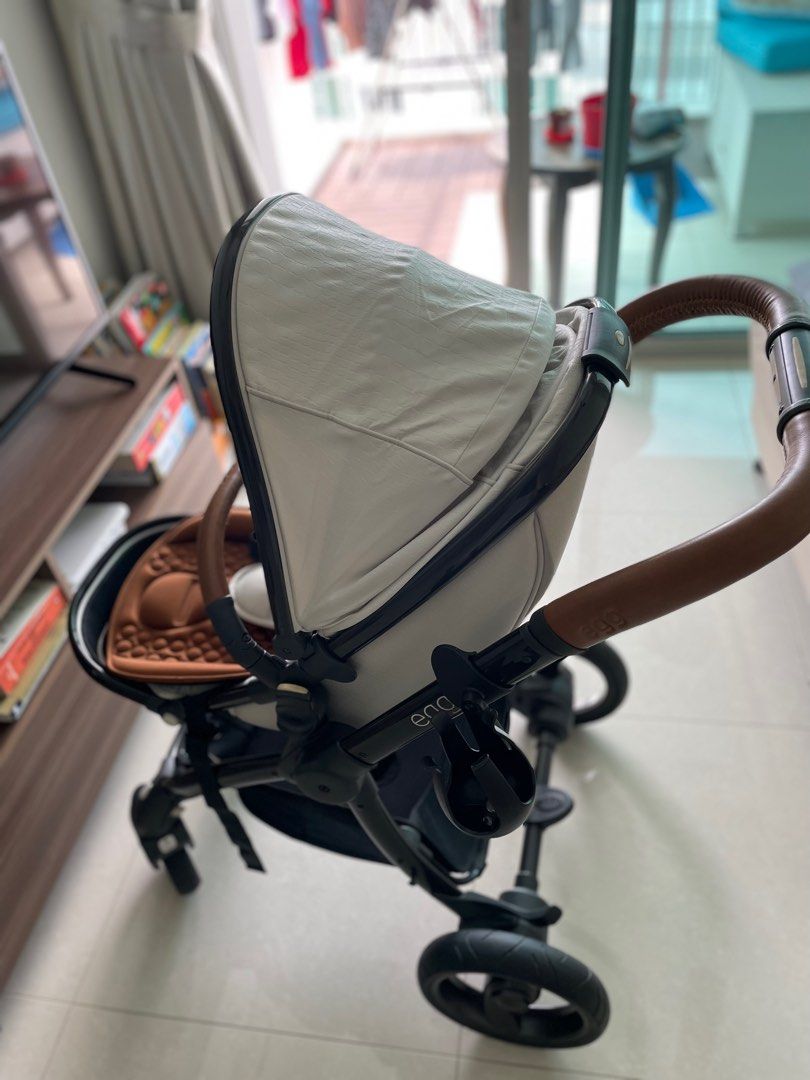 Egg stroller with newborn sale insert