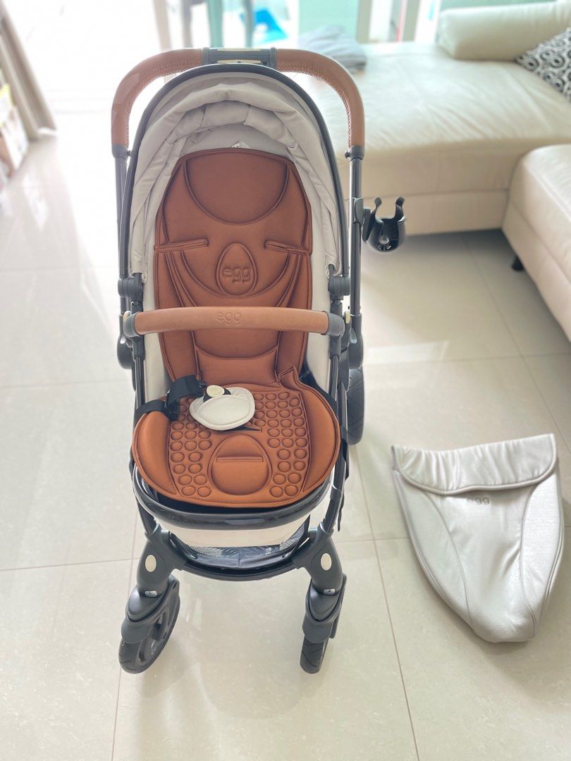 Egg stroller hotsell preloved