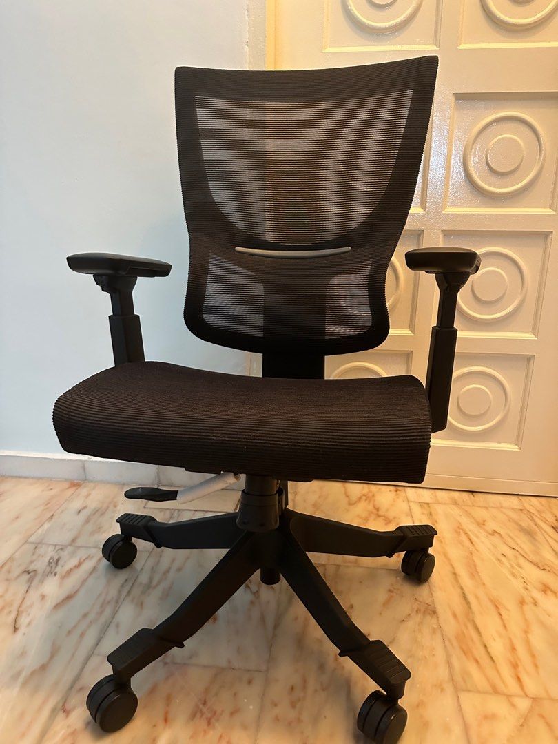 Staples kroy top chair review