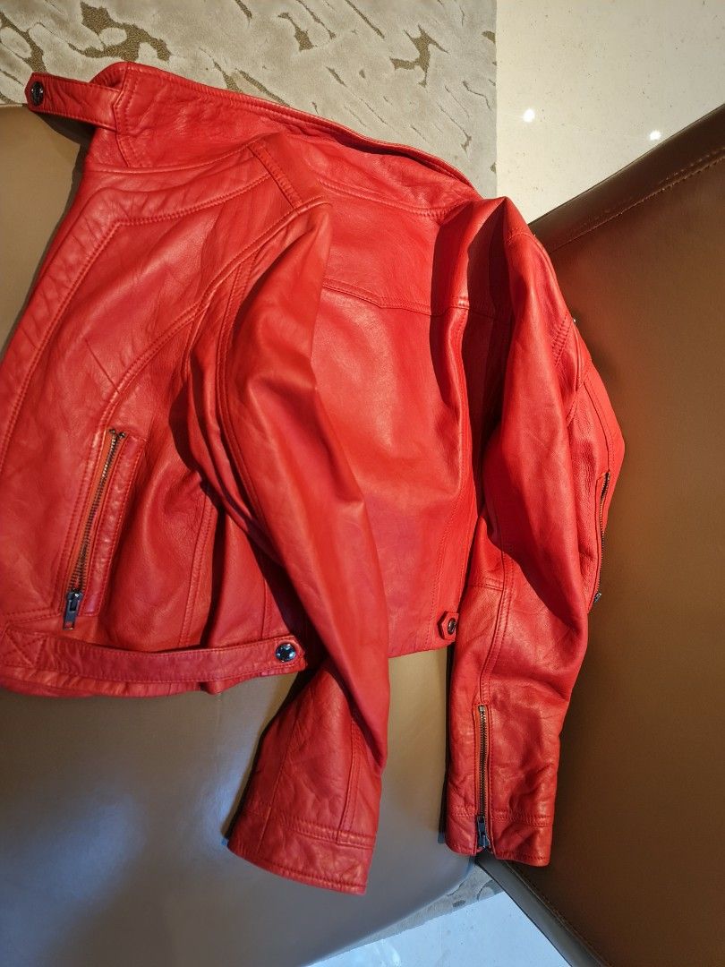 Fiorucci, Women's Fashion, Coats, Jackets and Outerwear on Carousell