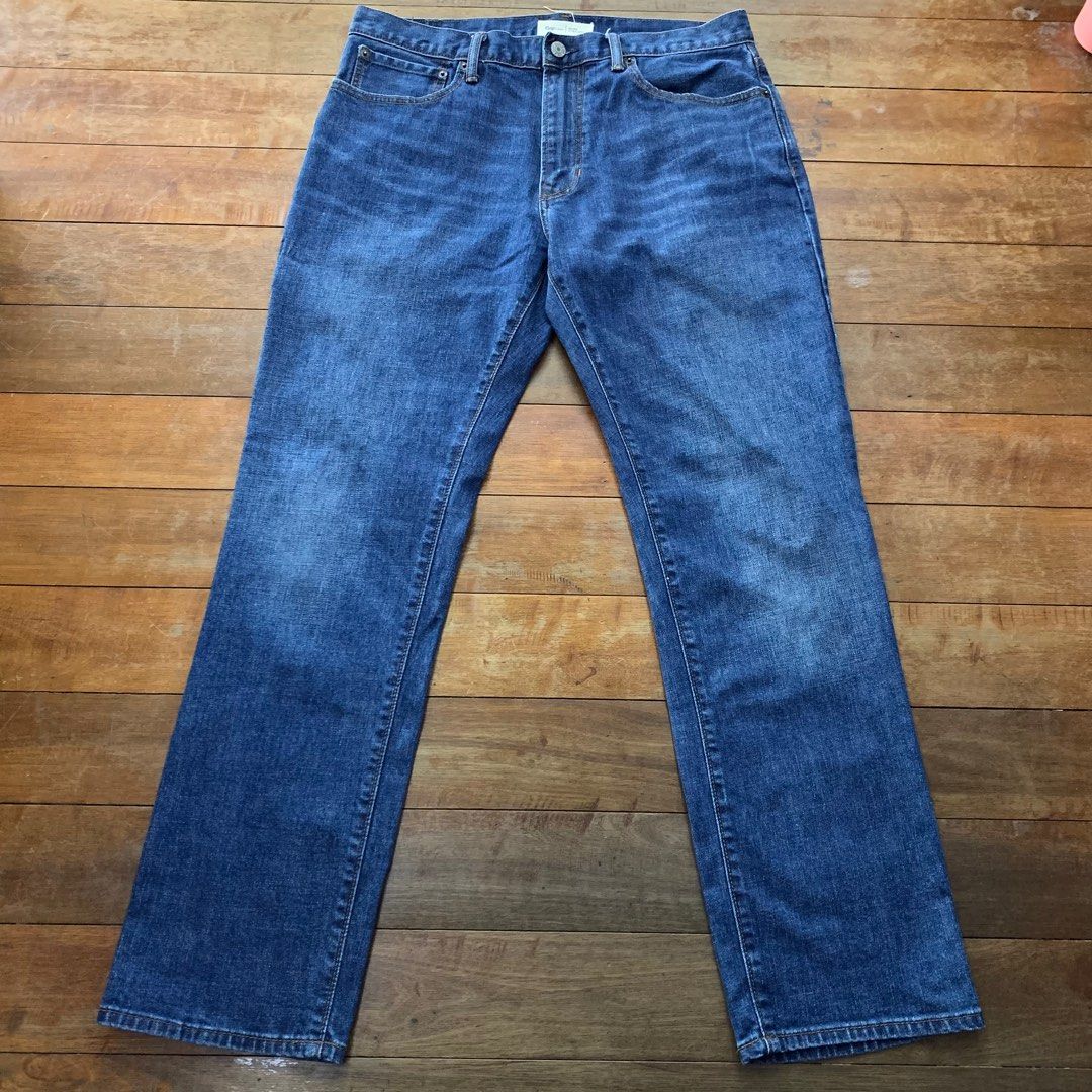 Gap jeans, Men's Fashion, Bottoms, Jeans on Carousell