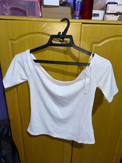 (Category: ) located in . Submitted by itssshoppingtimee (Listing ID 1236576555, Image 1). Description: .