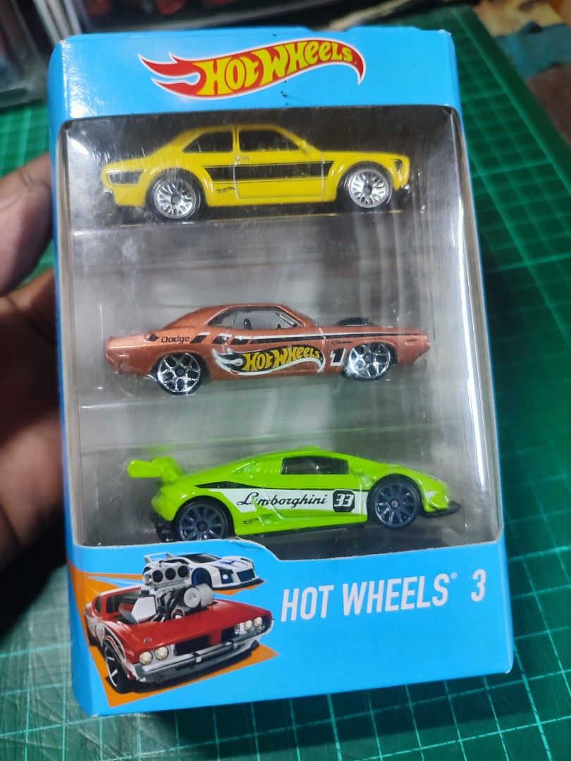 Hot wheels 3 pack 2017 outlet