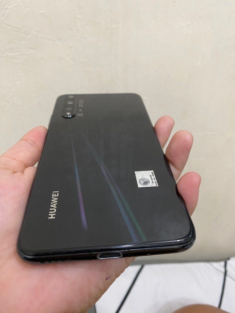 Huawei Nova 5t (Category: Huawei) located in Las Pinas. Submitted by ninay00 (Listing ID 1236511590, Image 1). Description: Huawei Nova 5t 128GB With box Original charger Earphones Cases Tempered glass Rfs: extra phone.