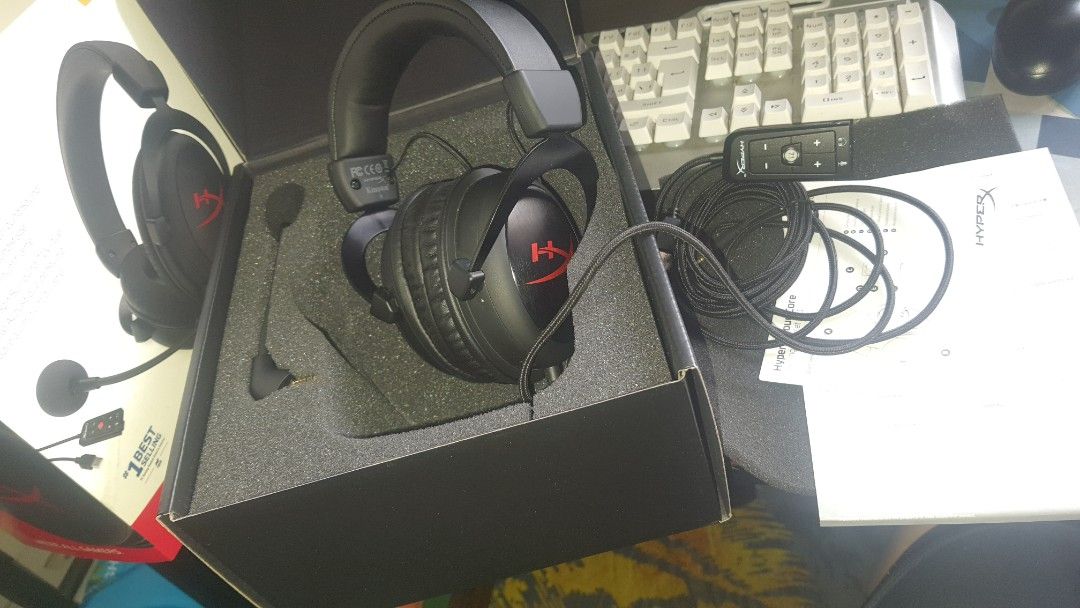 Hyper X Cloud core 7.1 surround sound (Category: Headphones & Headsets) located in Cainta. Submitted by janssen.toydeploy (Listing ID 1236428544, Image 2). Description: opened to see product only..