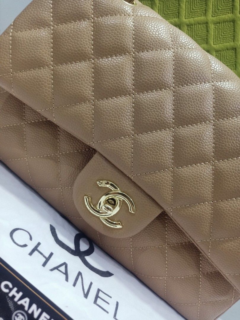Japan Preloved Double Flap Chanel (Category: Luxury Bags & Wallets) located in Cebu City. Submitted by day.98 (Listing ID 1236558317, Image 3). Description: selected from japan surplus caviar leather genuine leather with holo sticker 27 cm no flaws.
