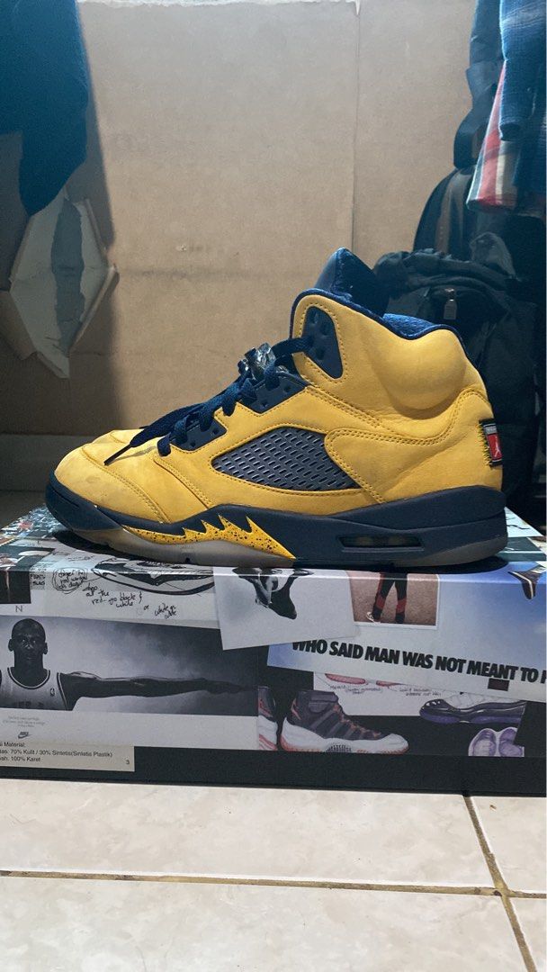 Jordan 5 Retro Michigan 2019 Fesyen Pria Sepatu Sneakers di