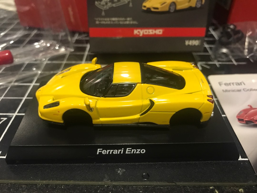 Kyosho 1/64 Ferrari Enzo yellow 絕版罕有款, 興趣及遊戲, 玩具& 遊戲