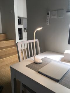 Lampu meja (lampu belajar)
