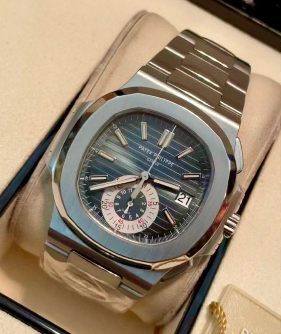 LNIB Patek Philippe Nautilus Blue Dial 5980 Chronograph Luxury