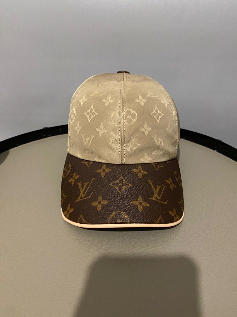 Cap Louis Vuitton Pink size Not specified International in Other - 25259610