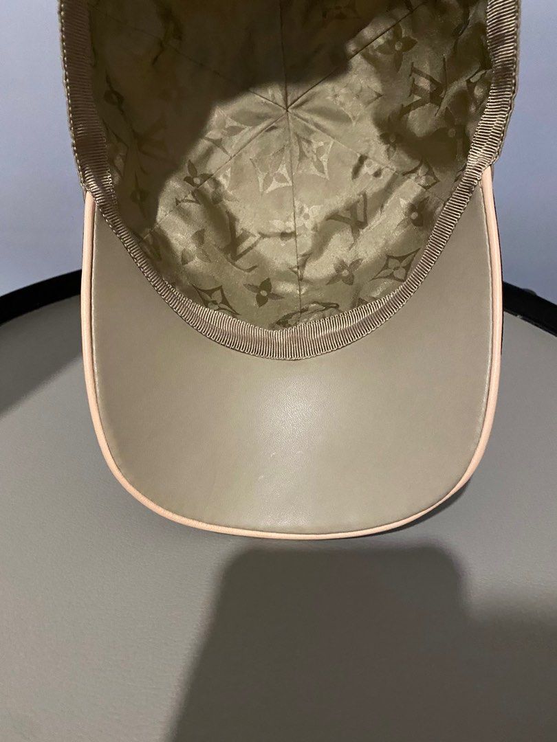Cap Louis Vuitton Pink size Not specified International in Other - 25259610