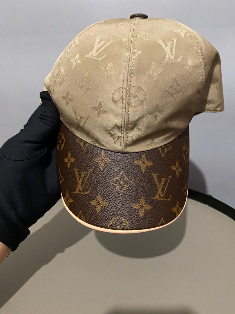 Authentic Louis Vuitton Cap Ou Pas Hat Monogram Beige Size Large LV BRAND  NEW