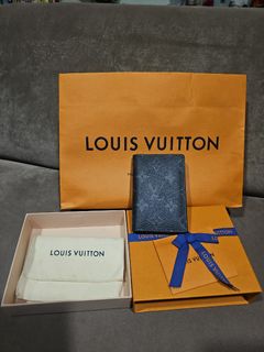 Authentic Louis Vuitton Pocket Organiser/Card Holder (Men's) - Model  N60183, Luxury, Bags & Wallets on Carousell