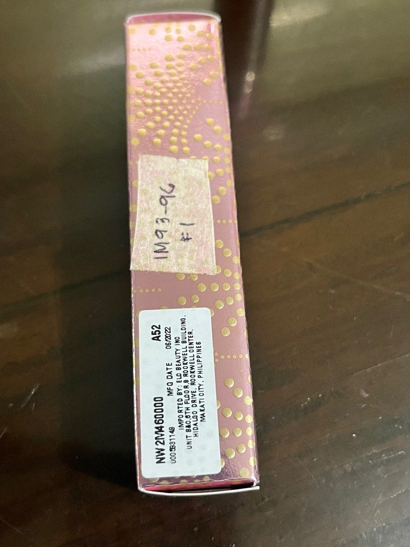 MAC Bubbles & Bows Powder Kiss Liquid Lipcolour The Best Gift is Me on