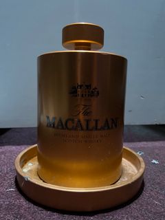 https://media.karousell.com/media/photos/products/2023/6/9/macallan_ice_ball_maker_1686316092_70280da9_thumbnail.jpg