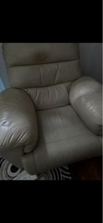 (Category: ) located in . Submitted by happyeel (Listing ID 1236549943, Image 1). Description: .