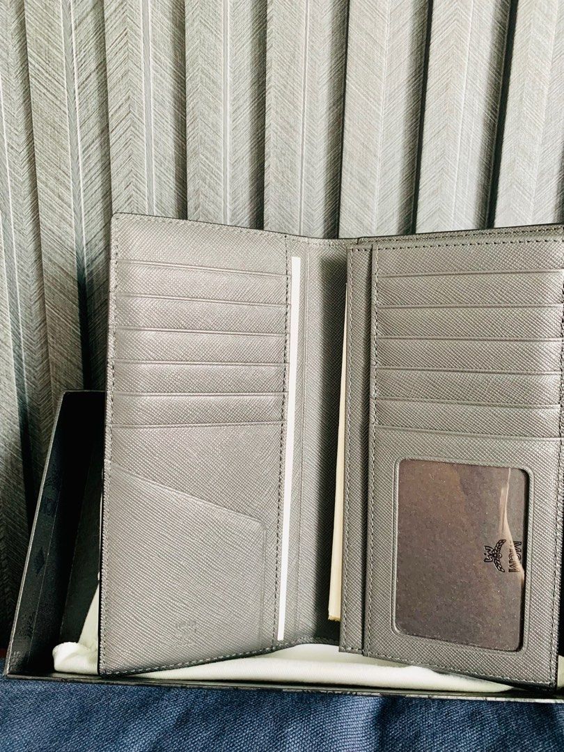 MCM long wallet (Category: Bags & Wallets) located in Singapore. Submitted by checkout768 (Listing ID 1236482616, Image 2). Description: Like new. Great condition! Kept well. .