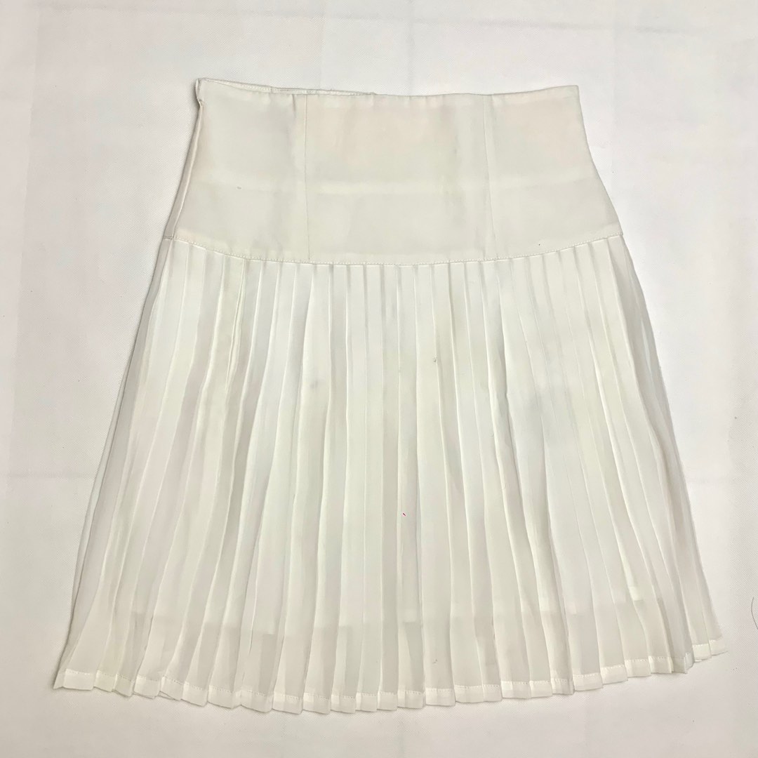 Midi pleated skirt white vintage retro Y2k on Carousell