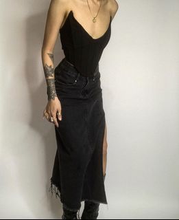 Misguided Corset Top & Black denim skirt with Slit