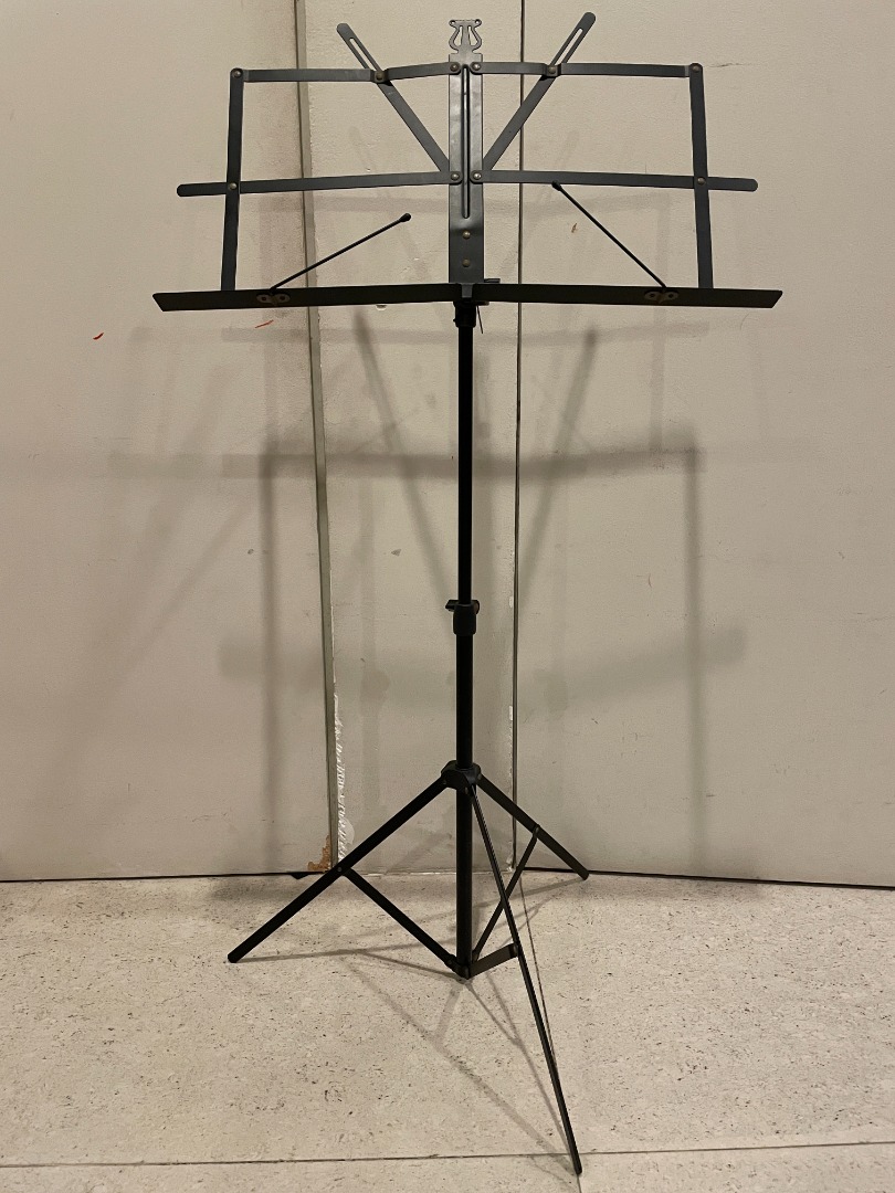 Music Stand Yamaha, Hobbies & Toys, Music & Media, Music Accessories