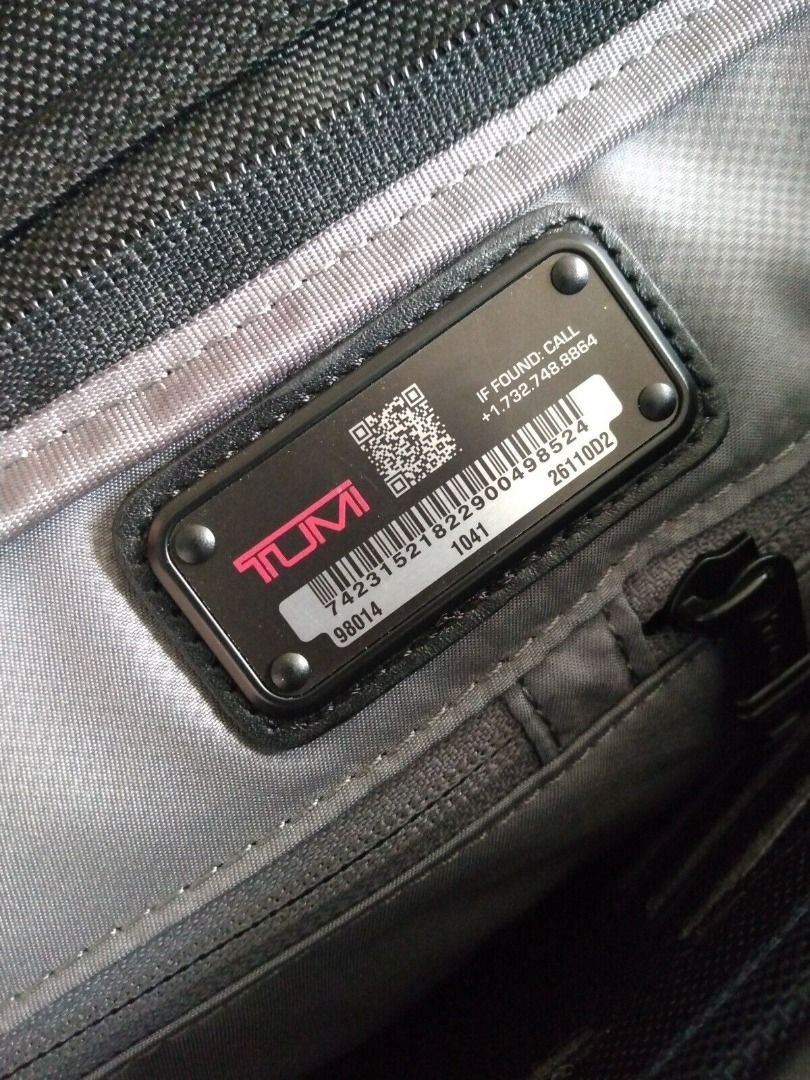 Tumi 26110d2 top