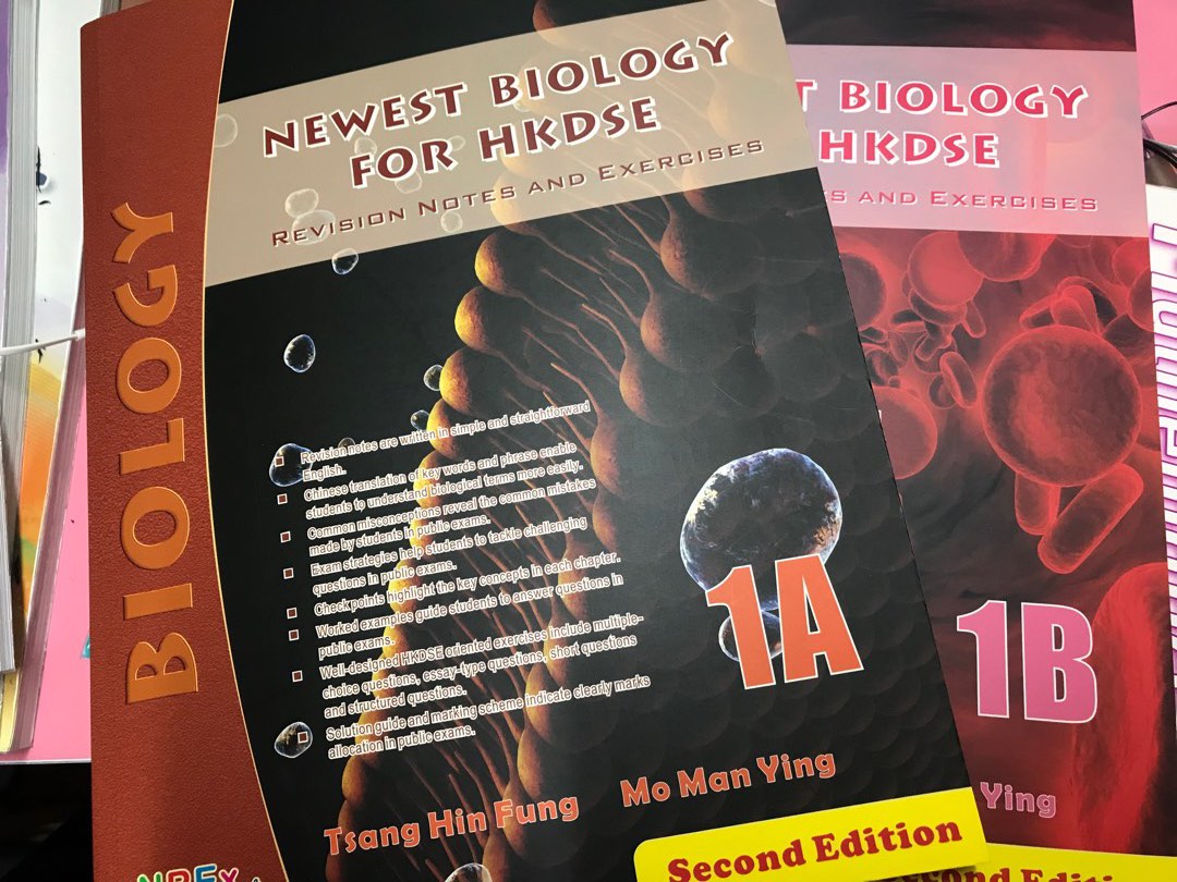 Newest Biology For HKDSE Revision notes and exercises 1A&1B, 興趣及遊戲, 書本 ...