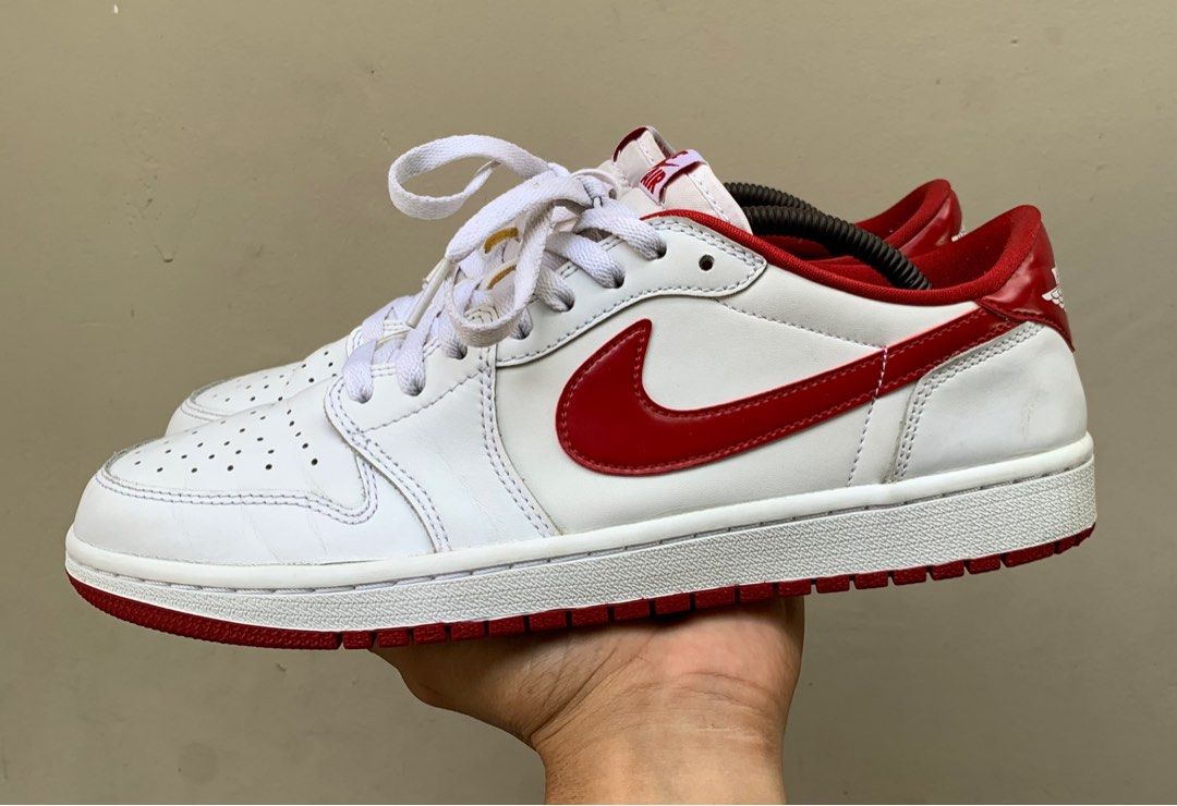 Nike JORDAN 1 RETRO LOW white varsity red, Men's Fashion, Footwear