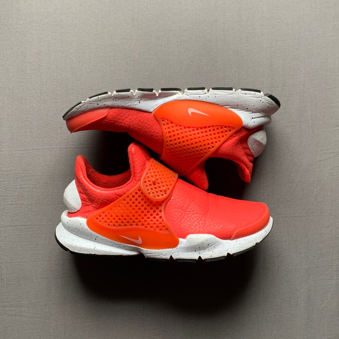 Nike sock dart prm hotsell