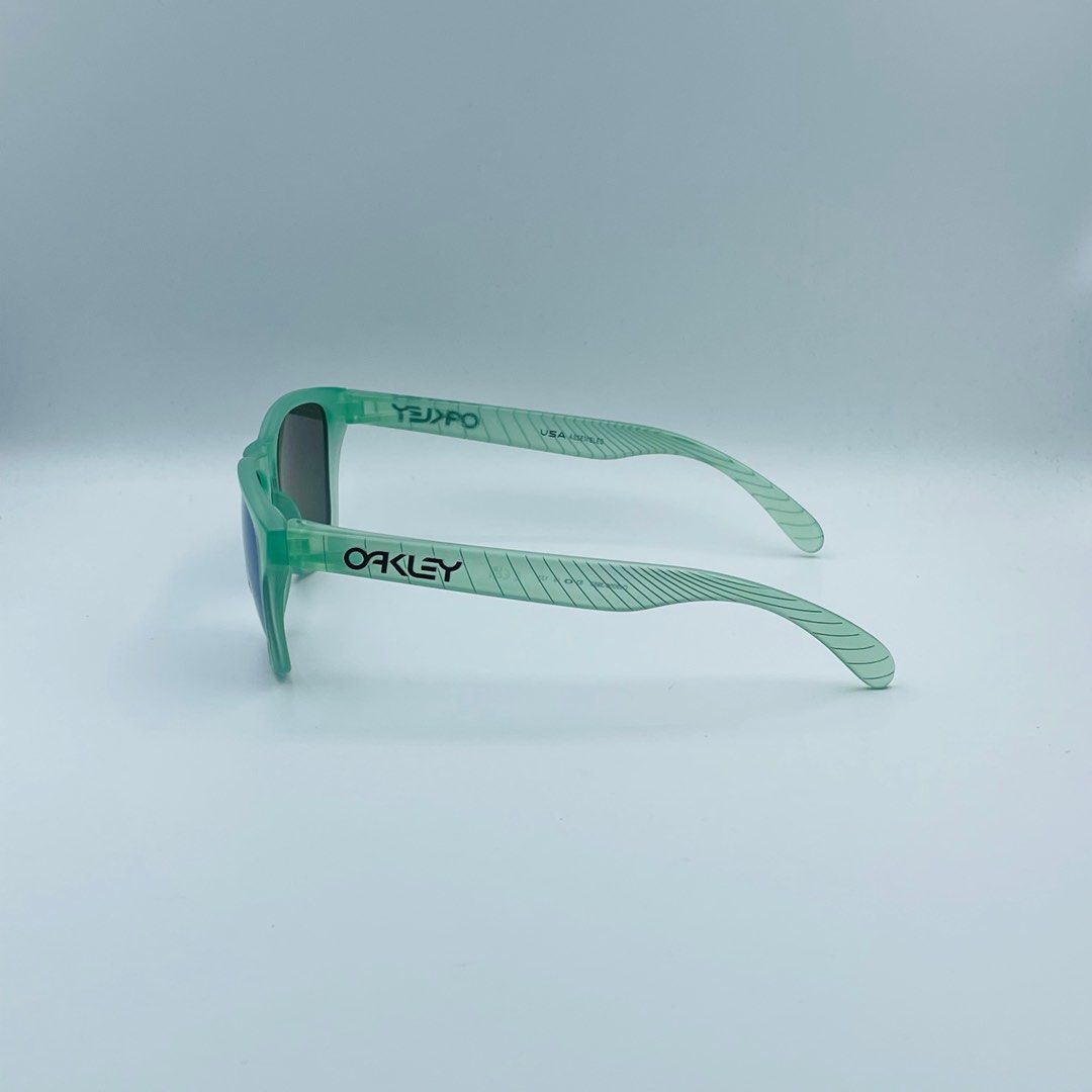 Oakley frogskins jade 2025