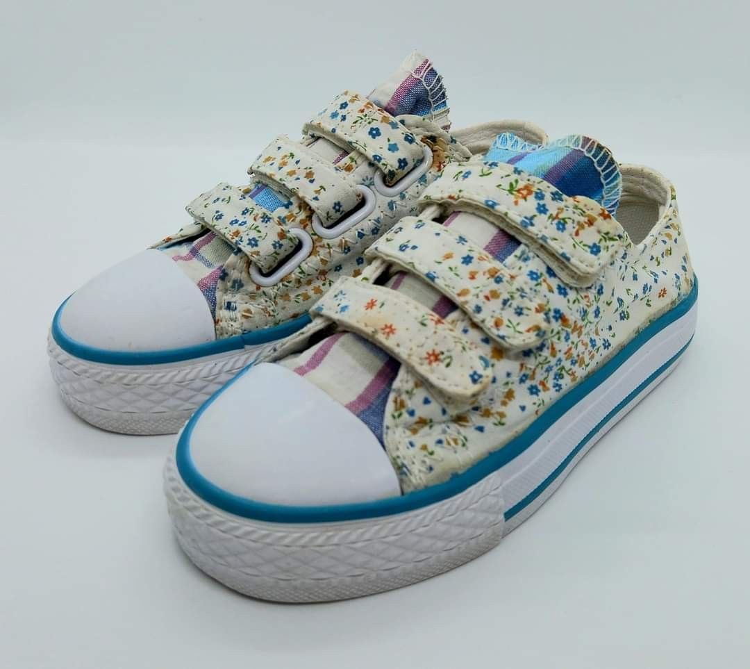 Flower girl converse shoes clearance
