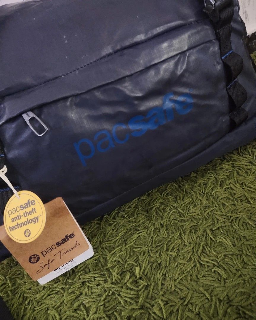 PACSAFE DRY LITE 40L DUFFEL BAG