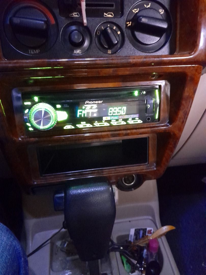 Pioneer car stereo orinal usb cd player good as brand new on Carousell