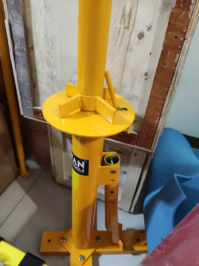 Portable Tire changer (Category: Construction Tools & Equipment) located in Manila. Submitted by 09150361920ronvillaflor (Listing ID 1236427769, Image 1). Description: Portable Tire changer Brand: Titan Specs: MODELNO: TST-PTC20 HANDLE ALL TIRES: FROM 8" TO LIGHT TRUCK INCLUSIONS: FLOTATION TIRES ₱3,500 For inquiries GLOBE:📞 ☎ 0915-036-1920 VIBER:📞 ☎ 0915-036-1920 Email me@ 📫 📑 r-o-n-.-h-a-y-a-i-@-g-m-a-i-l.c-o-m Check my Carousell: https://w