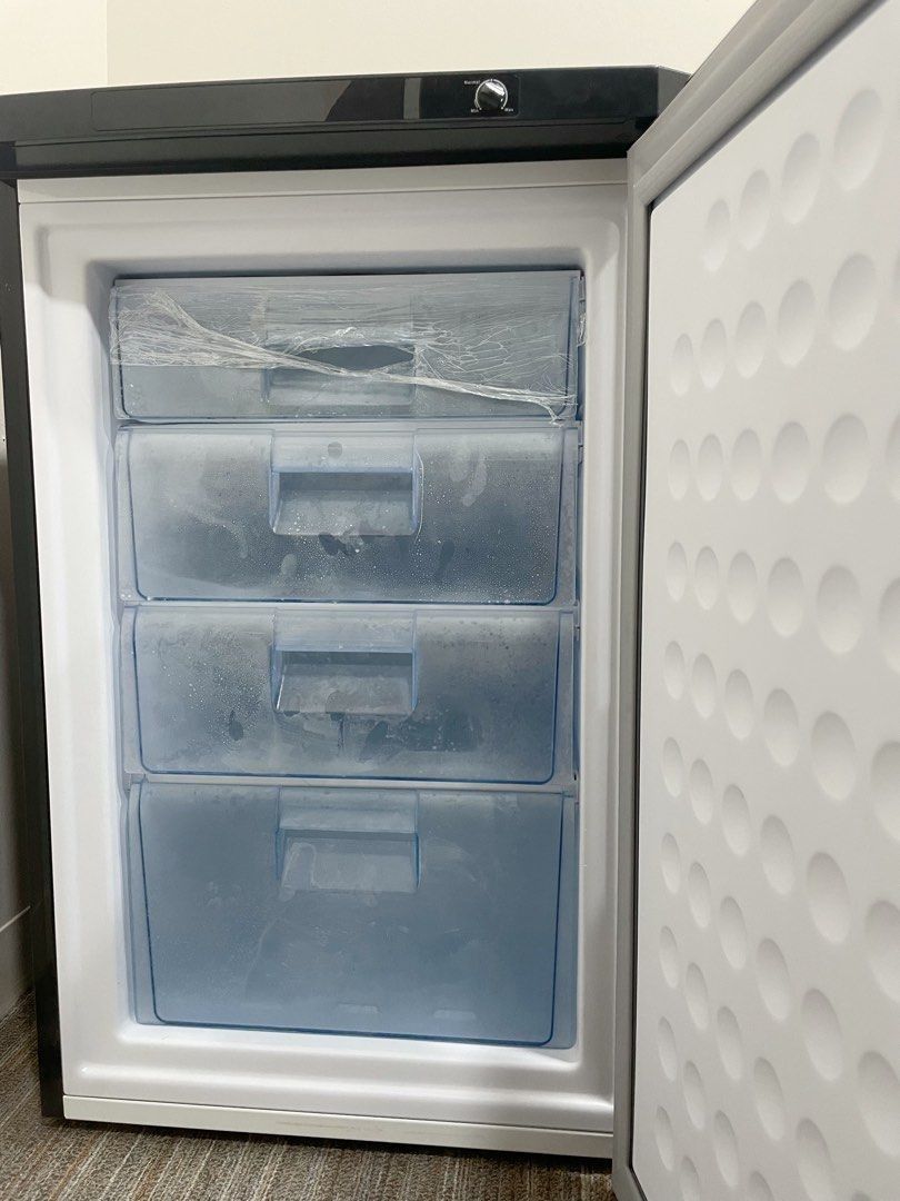 PowerPac Chest Freezer, Upright freezer, Freestanding Freezer 90L