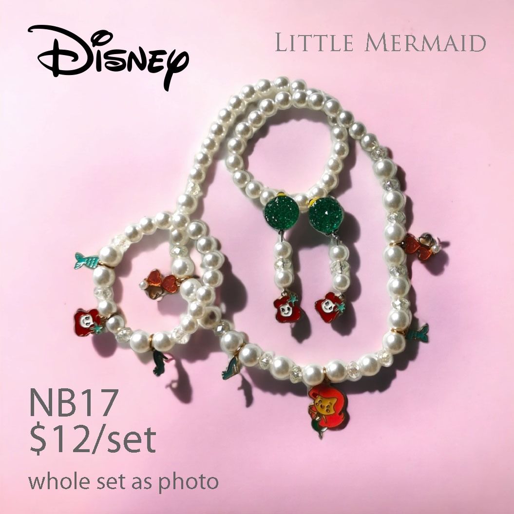Frozen necklace and bracelet sale set