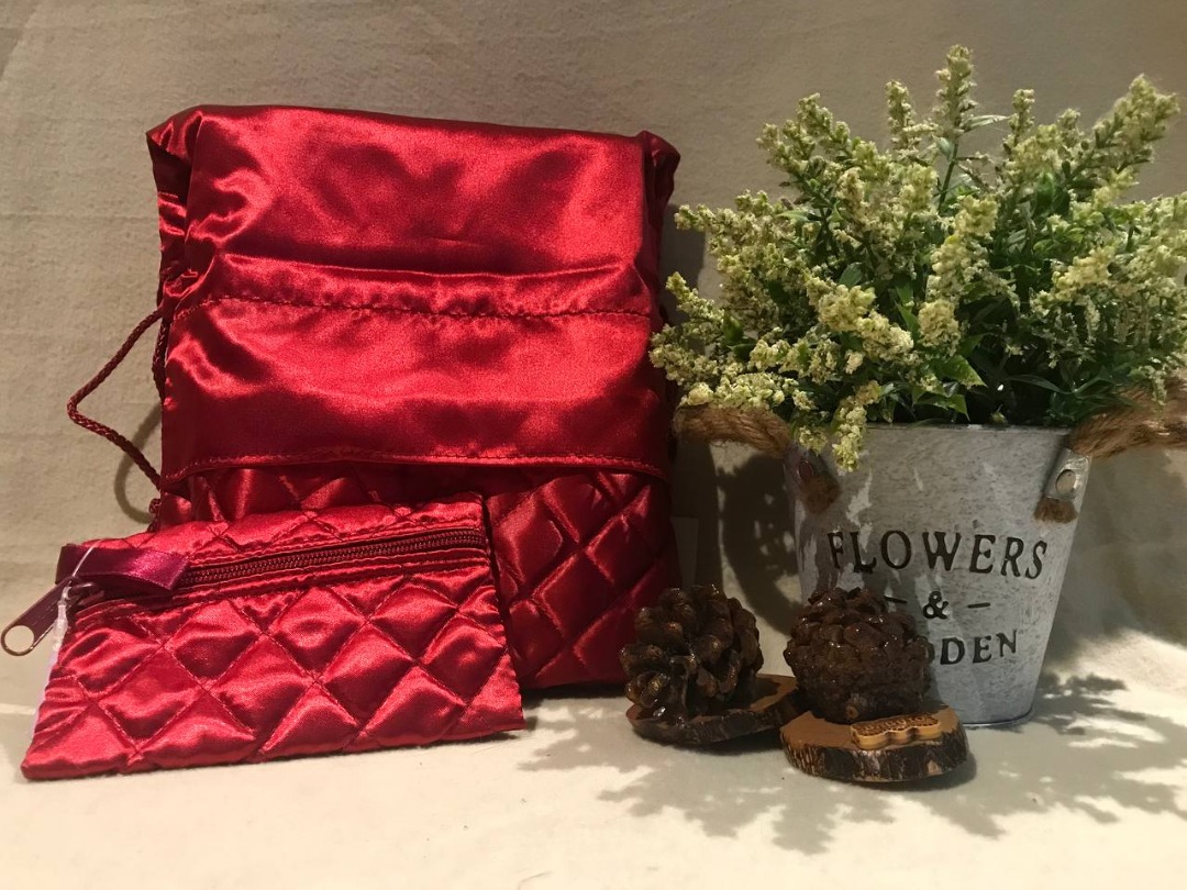 Red Kara Nina purse bag set on Carousell